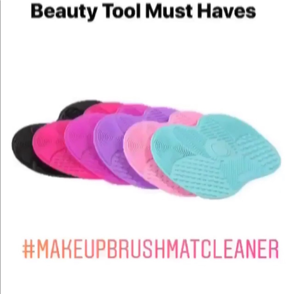 Mini brush mat